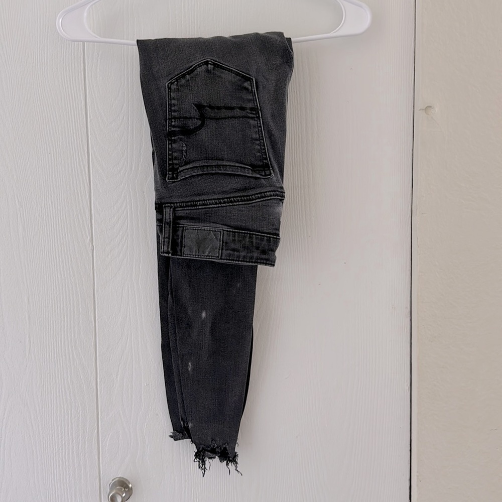 American Eagle Super Stretch Ripped Jeans